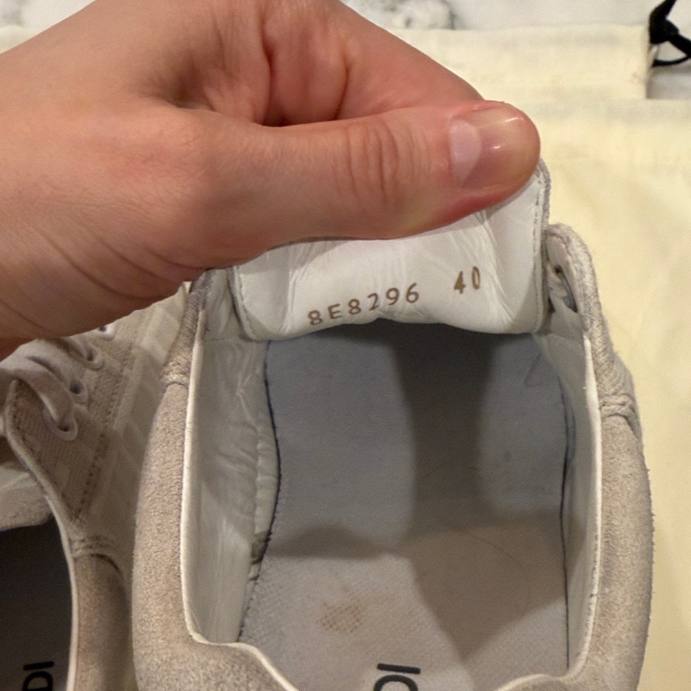 Fendi Beige and Brown Gradient Low-Top Sneakers - Picture 6 of 6